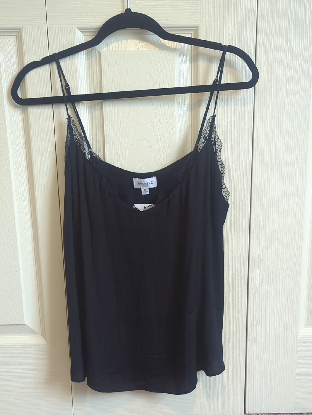 Evereve Collette Black Lace-Trim Silk Camisole